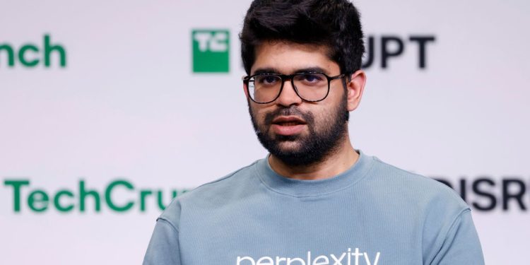 CEO da Perplexity diz que seu novo navegador de IA será capaz de fazer o que recrutadores fazem em seis meses