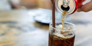 Como Trump quer mudar receita da Coca-Cola nos EUA