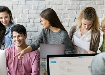 Como começar em um novo emprego sem cair no burnout e equilibrar desempenho com bem-estar