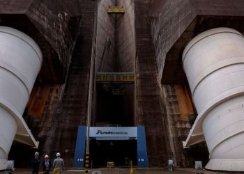 Consumo de IA no Paraguai faz Itaipu estudar construção de 2 turbinas