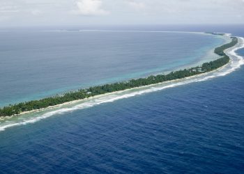 Crise climática deixa Tuvalu sob risco de desaparecer: 80% da população busca visto humanitário para viver na Austrália