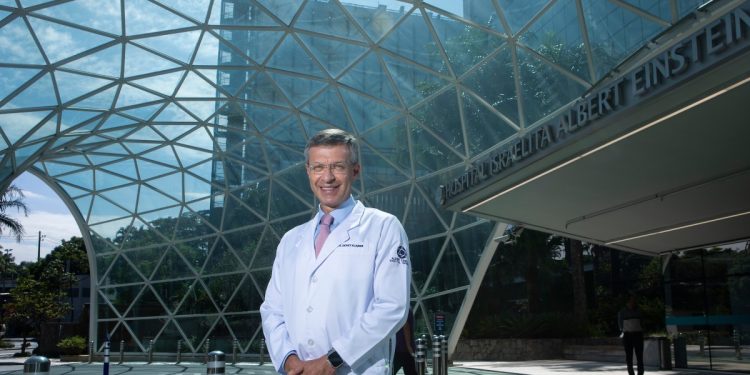 Futuro da medicina está nos tratamentos personalizados e nos órgãos produzidos sob medida para os pacientes, diz Einstein