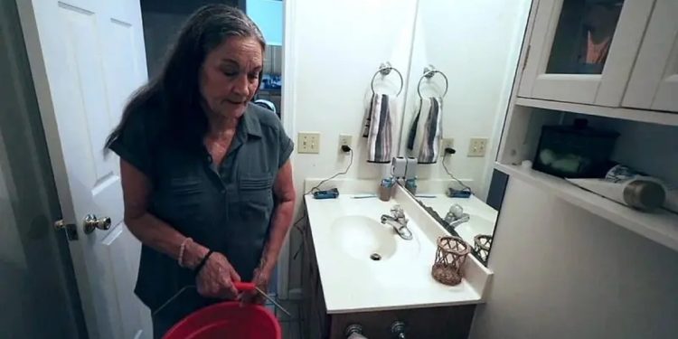 Os transtornos causados pelos data centers gigantes que são base de vida online, mas consomem enormes quantidades de água