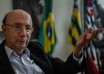 Pix é melhor que métodos de pagamento americanos e por isso virou alvo, diz ex-presidente do Banco Central