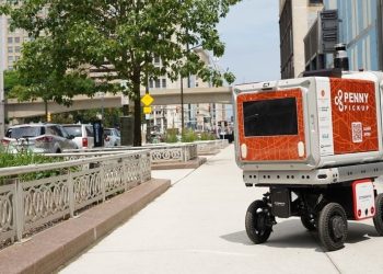 Robôs ganham as ruas de Detroit para recolher lixo, cortar grama e limpar neve