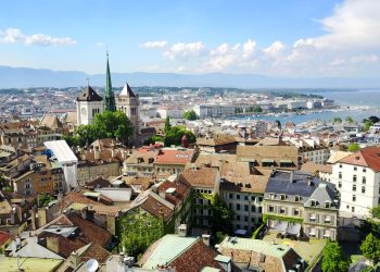 Suíça, Singapura e Noruega lideram ranking dos países mais ricos do mundo em 2025