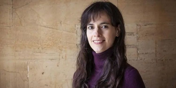 'Muitos adolescentes nem imaginam como é viver com privacidade'