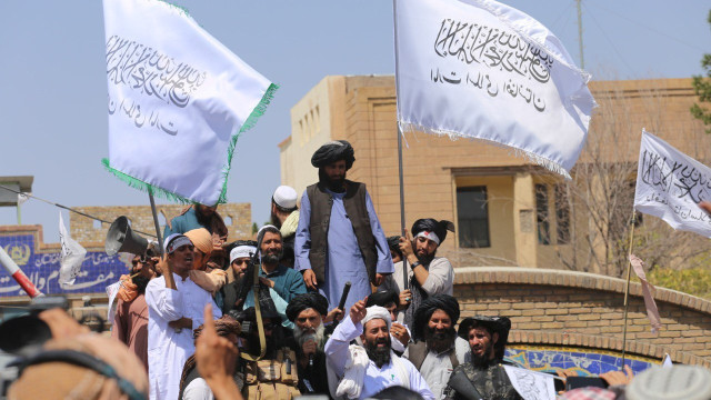 Rússia é o primeiro país a reconhecer governo dos talibãs no Afeganistão