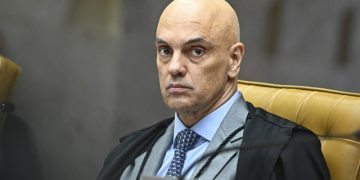Moraes abre apuração sobre insider trading antes de tarifaço de Trump