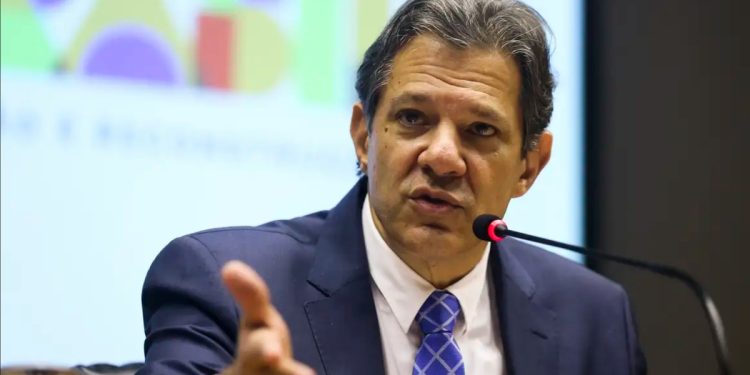 Haddad diz que fintechs serão enquadradas como instituições financeiras na Receita Federal