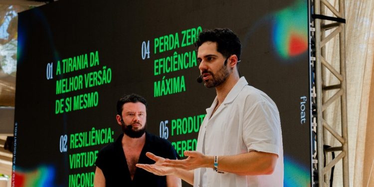 O culto ao controle: da meta de 140% à lógica em que parecer produtivo vale mais do que entregar