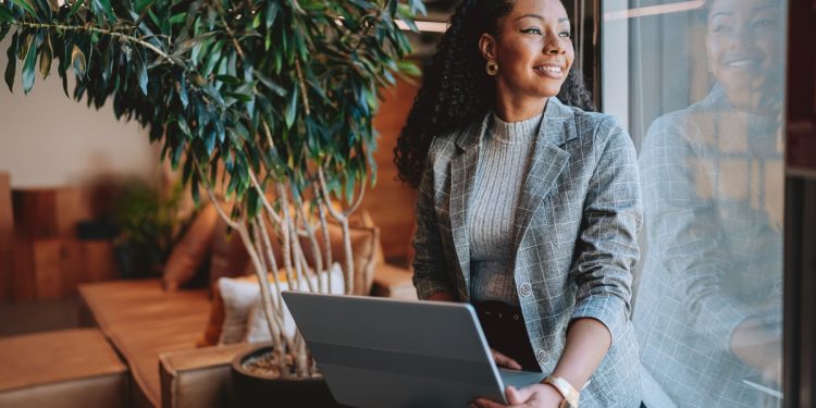 Produtividade não é correr mais: esqueça o modelo industrial no trabalho e adote movimento, cultivo e descanso