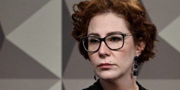 Deputada Carla Zambelli é presa na Itália