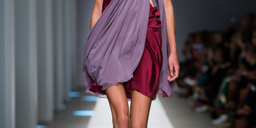 Modelo da Major Model Management Brasil em desfile sde moda
