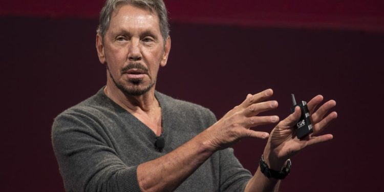 Larry Ellison, da Oracle, supera Elon Musk e se torna a pessoa mais rica do mundo após ganho de US$ 101 bilhões