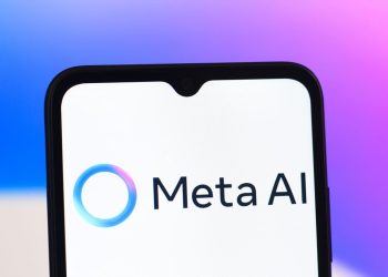 Meta é acusada de usar pornografia  para treinar IA; produtora pede indenização de R$ 1,8 bilhão