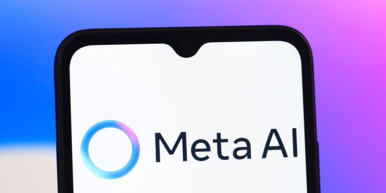 Meta é acusada de usar pornografia  para treinar IA; produtora pede indenização de R$ 1,8 bilhão