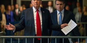 Token WLFI: família Trump lança nova criptomoeda; saiba mais sobre o ativo