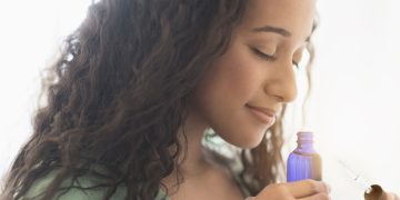 O cheiro da doença: como a perda do olfato pode ajudar a prever Parkinson e Alzheimer