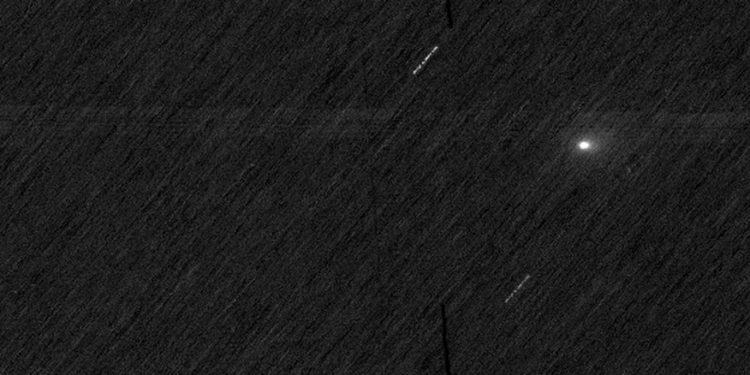 Sondas na órbita de Marte captam novas imagens do cometa 3I/ATLAS
