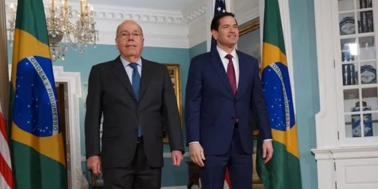 Acordo provisório sobre tarifaço pode sair ainda em novembro, diz Mauro Vieira após nova reunião com Rubio