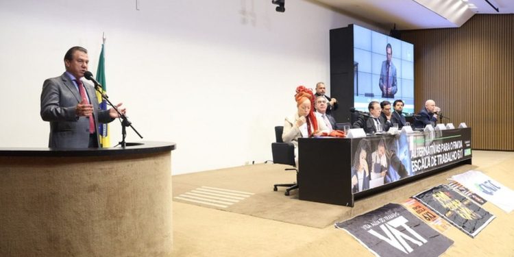 Escala 6x1 e redução de jornada: ministro defende revisão destes modelos de trabalho