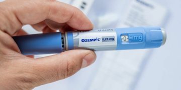 Estudo revela potencial antienvelhecimento em baixas doses de medicamento similar ao Ozempic