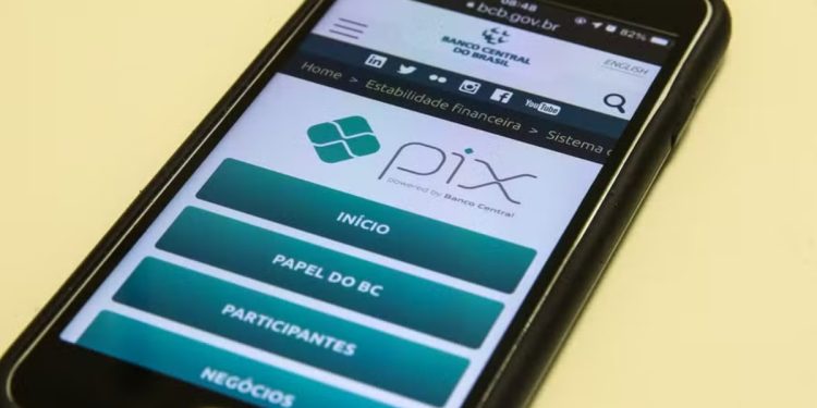 Pix x cartões: como o Brasil redesenhou o equilíbrio dos meios de pagamento