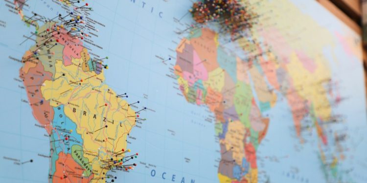 Seu CEP pode influenciar seu risco de desenvolver Alzheimer e demência