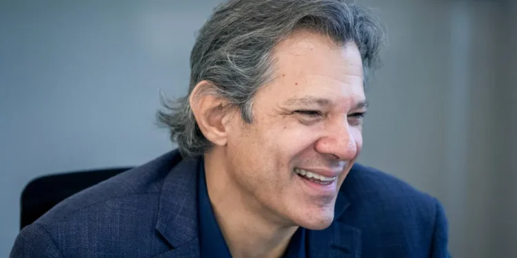 Economia do País jamais poderia ser um problema para a reeleição de Lula, diz Haddad