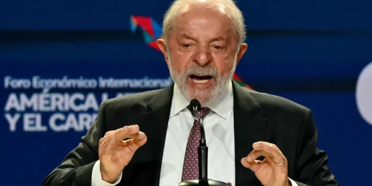 Lula pede ao Congresso prioridade para acordo Mercosul-UE e fim da escala 6x1